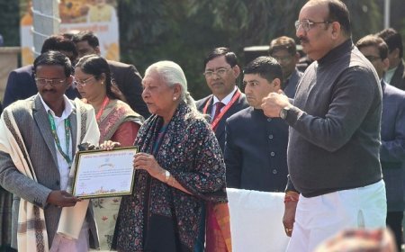 Ayodhya: अयोध्या के राजित राम ने रचा इतिहास- राज्यपाल ने किया सम्मानित, 4 हेक्टेयर पर 5 लाख से ज्यादा का शुद्ध मुनाफा। 