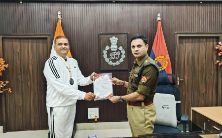 Hardoi : पुलिस के हेड कांस्टेबल समरजीत सिंह ने राष्ट्रीय मास्टर्स एथलेटिक्स में जीता कांस्य पदक, एसपी ने किया सम्मानित
