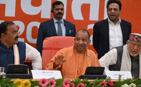 Lucknow : नव निर्माण के नौ वर्ष- उत्तर प्रदेश बजट 2026-27, 200 करोड़ से बढ़ेगा ‘लखपति दीदी’ अभियान