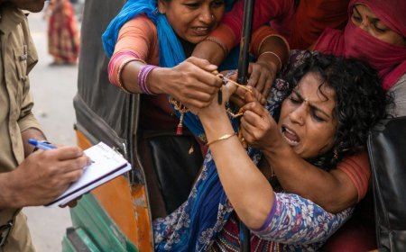 Ayodhya : अयोध्या में ऑटो में बैठी महिला से चार महिलाओं ने मंगलसूत्र लूटा, ‘लुटेरी लेडी गैंग’ से फैली दहशत