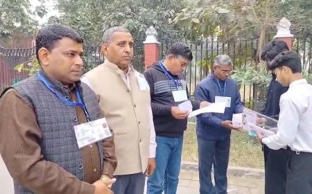 Sambhal: कड़ी निगरानी में सम्भल में यूपी बोर्ड परीक्षाएं शुरू, नकल रोकने को फुलप्रूफ व्यवस्था। 