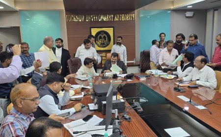 Lucknow : एलडीए में हुआ जनता अदालत का आयोजन, 31 प्रकरणों में से 11 का मौके पर हुआ निस्तारण 