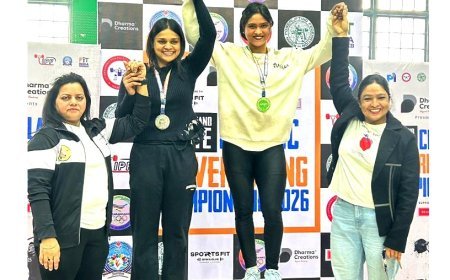 Bajpur : बाजपुर की नेहा दिवाकर ने 63 किलो भार वर्ग में स्वर्ण पदक जीता