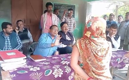 Hardoi: हरदोई के टेनी गांव में चकबंदी चौपाल का विरोध, किसानों ने लगाए नारे। 