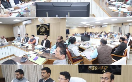 Saharanpur : सहारनपुर मंडल में सीएम डैशबोर्ड की समीक्षा बैठक, मंडलायुक्त ने कई योजनाओं पर दिए सख्त निर्देश