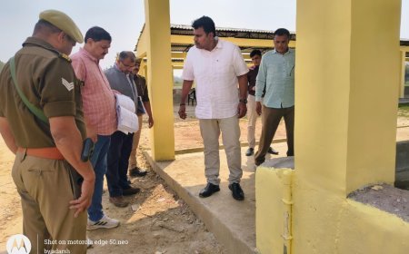 Sitapur : सिधौली में निर्माणाधीन गौसंरक्षण केंद्र का जिलाधिकारी ने किया निरीक्षण, गुणवत्ता और समयबद्ध काम पर दिए सख्त निर्देश