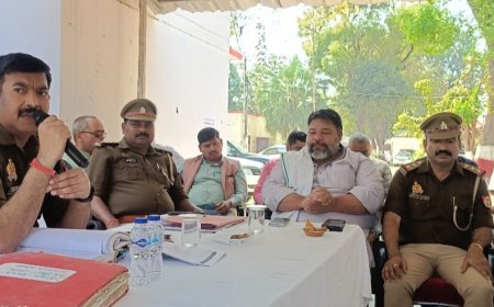 Sitapur : लहरपुर में होली के लिए प्रशासन सतर्क, मोबाइल टीमें तैनात रहेंगी