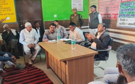 Hathras : अमरपुर घना में विशेष चकबंदी अदालत का आयोजन, ग्रामीणों से सहयोग की अपील