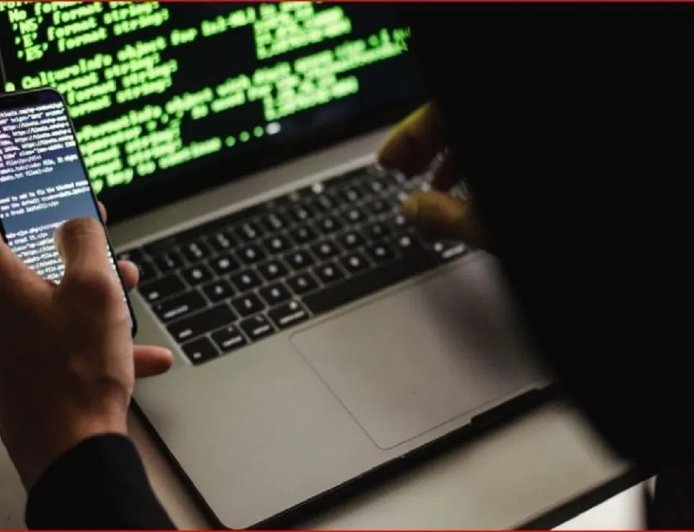 अलीगढ़ साइबर पुलिस का बड़ा ऑपरेशन, शेयर बाजार ठगी गिरोह के 12 सदस्य गिरफ्तार