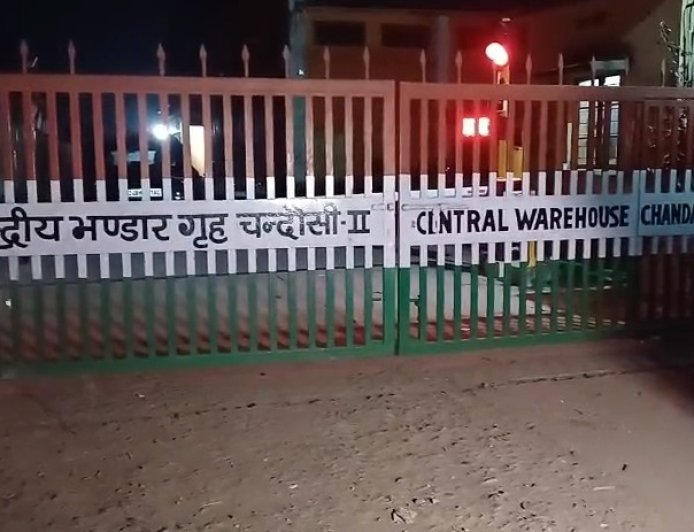 Sambhal: सम्भल में CBI का करप्शन पर बड़ा एक्शन, एफसीआई के दो अधिकारी रिश्वत लेते गिरफ्तार।