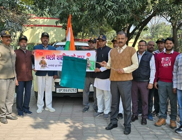 Hardoi: हरदोई में 'चलो शहीद के द्वार' मुहिम की शुरुआत, शहीद परिवारों की समस्याओं का होगा संकलन। 