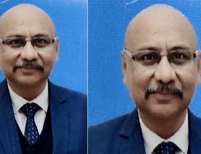 Varanasi : आशुतोष पंत ने बनारस रेल इंजन कारखाना का महाप्रबंधक पद संभाला