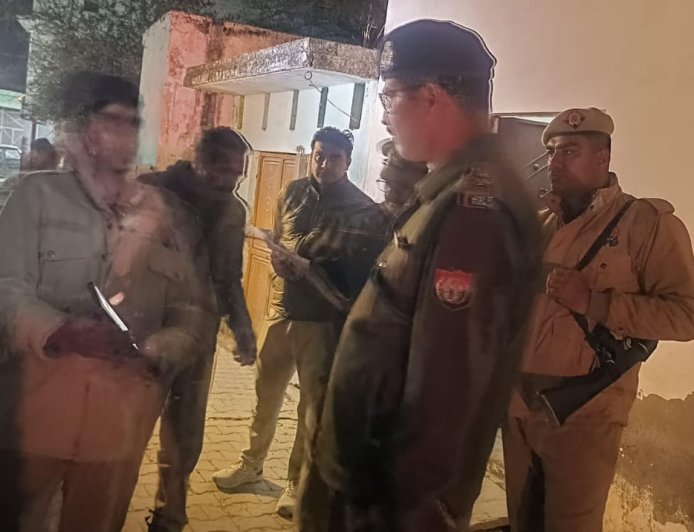 Sambhal : ऑनर किलिंग का खौफनाक सच- दूसरे समुदाय से प्यार बना मौत की वजह, भाई ने चुन्नी से गला घोंटकर बहन की हत्या