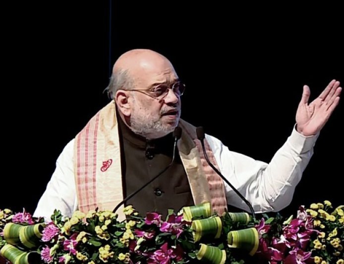 केंद्रीय गृह मंत्री अमित शाह ने त्रिपुरा में राजभाषा सम्मेलन को संबोधित किया, हिंदी और स्थानीय भाषाओं को एक ही मां की दो बहनें बताया, कोई झगड़ा नहीं, प्रचार के बावजूद हिंदी थोपने का आरोप गलत, मोदी नेतृत्व में सभी भाषाएं मजबूत