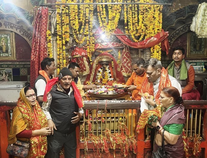 Sitapur : अपर पुलिस महानिदेशक प्रवीण कुमार नैमिषारण्य धाम पहुंचे