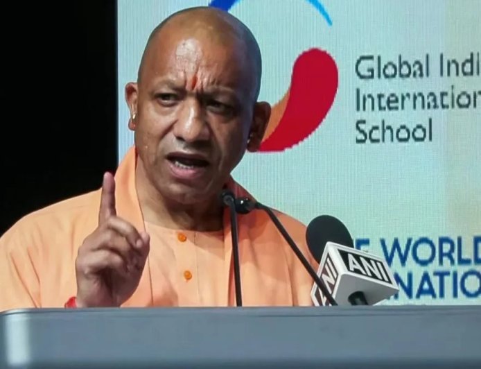 Lucknow : सीएम योगी का जापान दौरा- जिनकी प्रवृत्ति डकैती की थी, उन्होंने उत्तर प्रदेश को भी अंधेरे में रखा: मुख्यमंत्री योगी