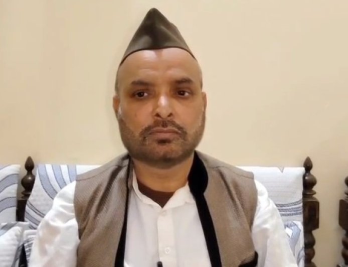 Sambhal: टीम इंडिया की हार, अविमुक्तेश्वरानंद विवाद और सत्ता पर निशाना, AIMIM का तीखा हमला। 