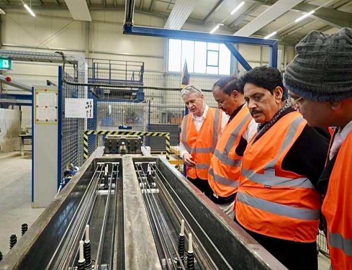 Lucknow: जर्मनी प्रवास में उप मुख्यमंत्री केशव प्रसाद मौर्य की उन्नत रेल तकनीक व रक्षा क्षेत्र में सहयोग की संभावनाओं पर सार्थक पहल। 