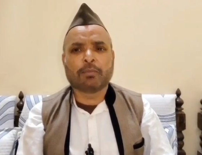 Sambhal: मदरसों पर बयानबाज़ी से देश को बांटने की कोशिश न हो: एआईएमआईएम नेता सय्यद असलम। 