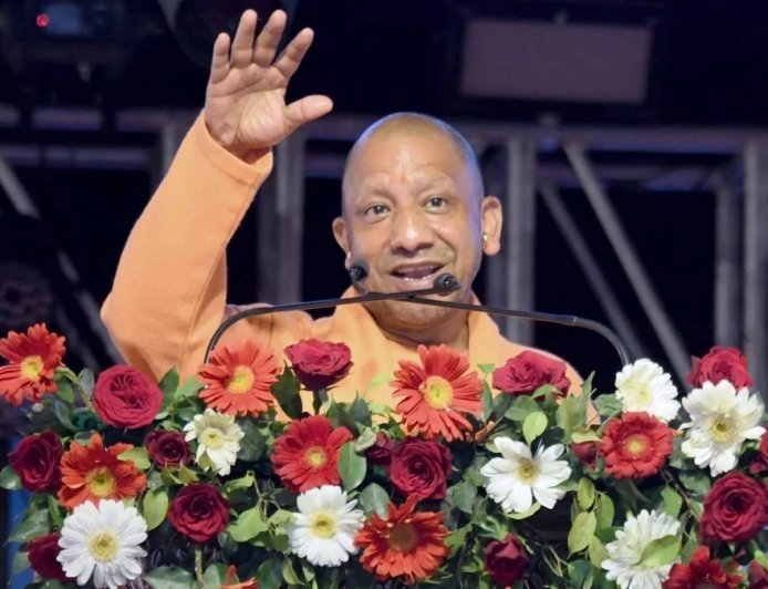 Lucknow : कोर ड्राइवर्स के दम पर एक ट्रिलियन डॉलर की अर्थव्यवस्था की ओर बढ़ रहा यूपी