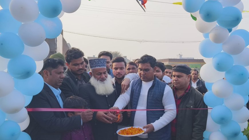 Sambhal : मदय फूड कॉर्नर होटल का फीता काटकर किया गया उद्घाटन