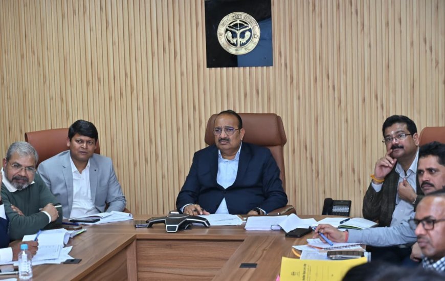 Lucknow : उद्यान मंत्री दिनेश प्रताप सिंह ने उद्यान विभाग की योजनाओं की समीक्षा बैठक की