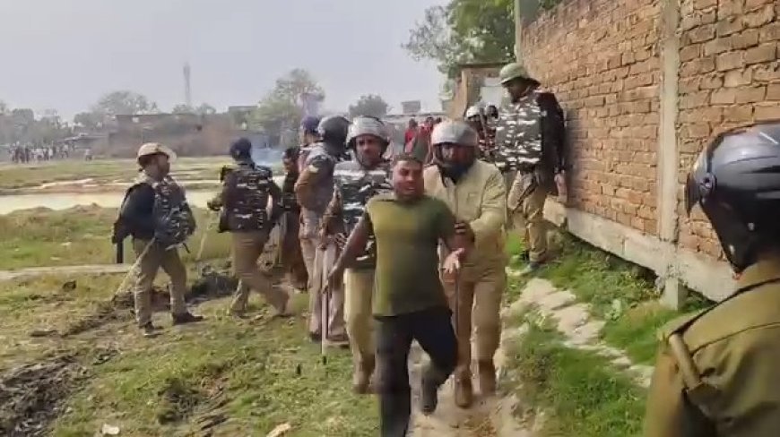 Ballia: हथौज मे अवैध अतिक्रमण को हटाने गई पुलिस राजस्व टीम पर पथराव, 7 नामजद व 150 अज्ञात पर मुकदमा, 7 गिरफ्तार। 