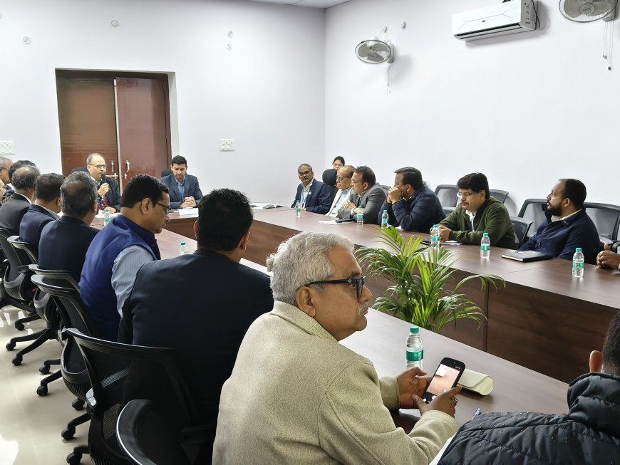 Lucknow : विधिक माप विज्ञान नियमों में प्रस्तावित संशोधन पर व्यापारिक संगठनों से विचार विमर्श