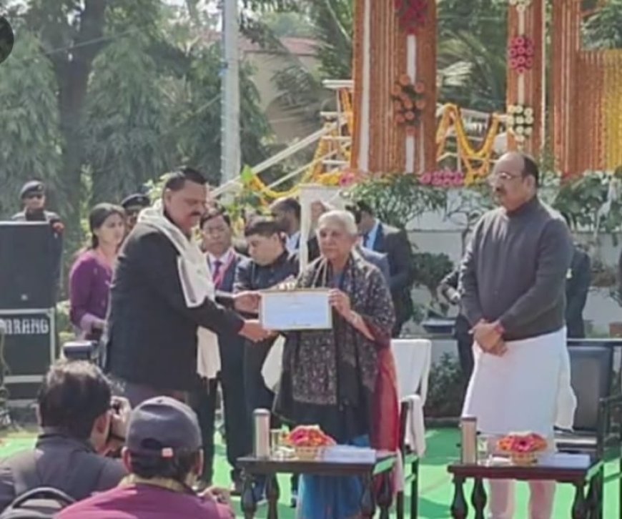 Hardoi : किसान सम्मान- हरदोई के कृषकों ने जीते 11 पुरस्कार, प्रदर्शनी में दिखाई अपनी उत्कृष्ट उपज की झलक, ओमप्रकाश मौर्य ने हासिल किए सर्वाधिक 7 पुरस्कार