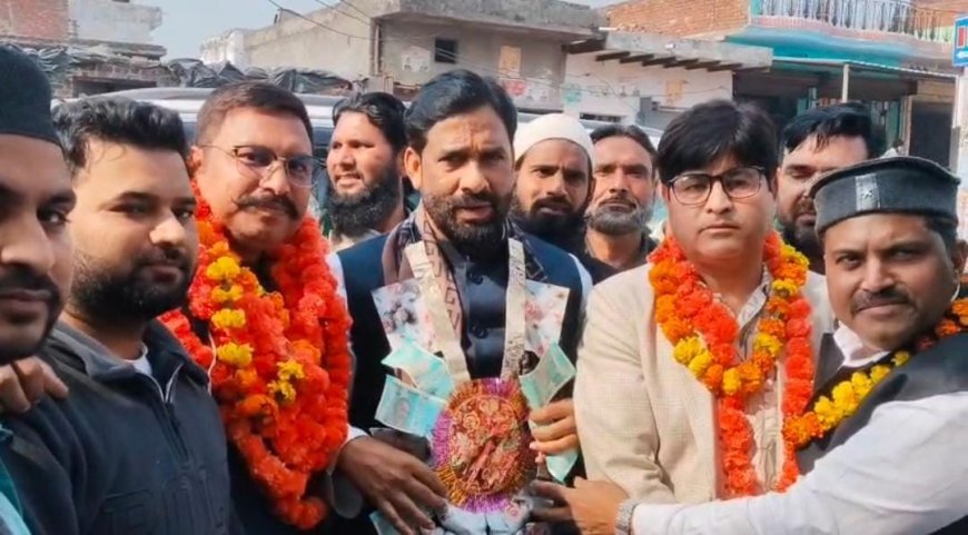 Amroha : अमरोहा पहुंचे AIMIM के प्रदेश अध्यक्ष शौकत अली का विवादित बयान, भाजपा की B टीम बताने वाले को जूते से मारने की दी धमकी