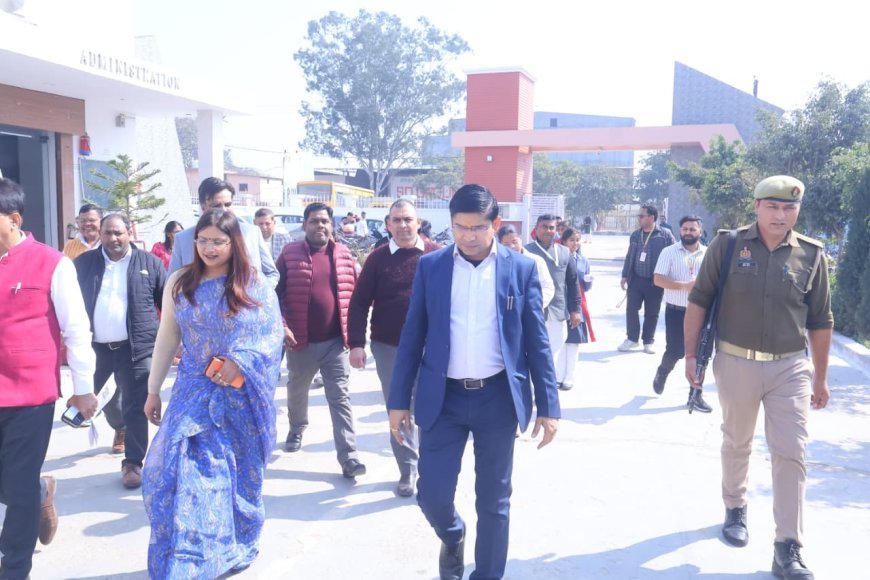 Sambhal : IGRS में चंदौसी तहसील प्रदेश की नंबर-1 बन रचा इतिहास, डीएम डॉ. राजेंद्र पैंसिया की ‘जीरो टॉलरेंस’ नीति लाई रंग