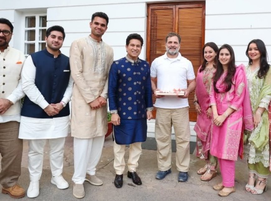 सचिन तेंदुलकर ने प्रधानमंत्री नरेंद्र मोदी को सौंपी बेटे की शादी की आमंत्रण पत्रिका, आशीर्वाद प्राप्त किया।