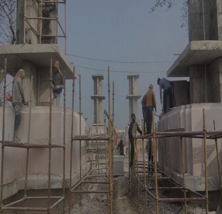 Ayodhya : अयोध्या में भव्य लक्ष्मण द्वार का निर्माण तेजी से जारी