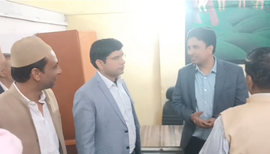 Sambhal : राजेंद्र पेंसिया का निरीक्षण, तहसील-ब्लॉक से लेकर कोतवाली तक व्यवस्थाओं की परखी हकीकत