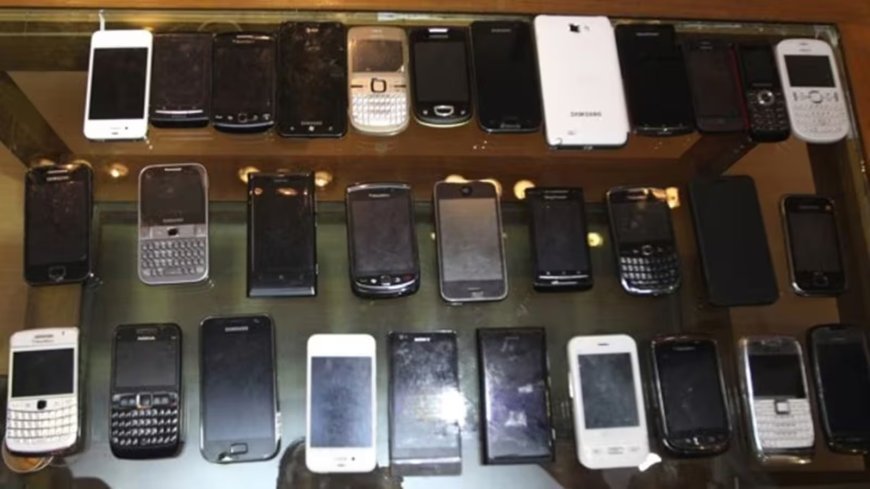 दिल्ली पुलिस ने बड़ी आतंकी साजिश को किया नाकाम, तमिलनाडु से 6 संदिग्ध गिरफ्तार, ISI और बांग्लादेशी नेटवर्क से जुड़े दर्जनों मोबाइल फोन और सिम कार्ड बरामद, जांच जारी