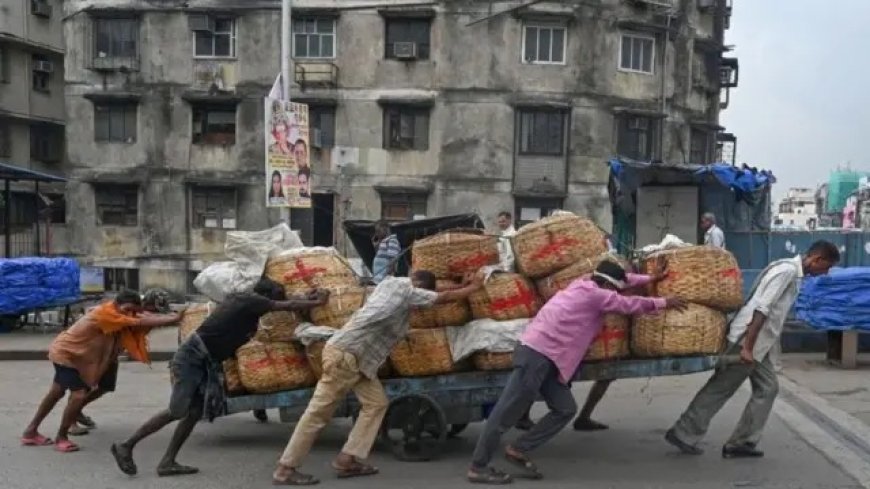 देश में युवाओं का कर्ज बोझ तेजी से बढ़ रहा है, डिफॉल्ट के मामले चिंताजनक स्तर पर।