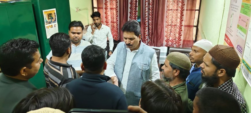 Sambhal : CHC में डिलीवरी के दौरान पैसे मांगने का आरोप, महिला की मौत पर हंगामा