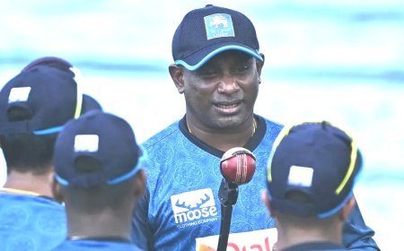 सनथ जयसूर्या श्रीलंका क्रिकेट टीम के हेड कोच पद से इस्तीफा देंगे, श्रीलंका क्रिकेट बोर्ड विदेशी कोच की तलाश में जुटा