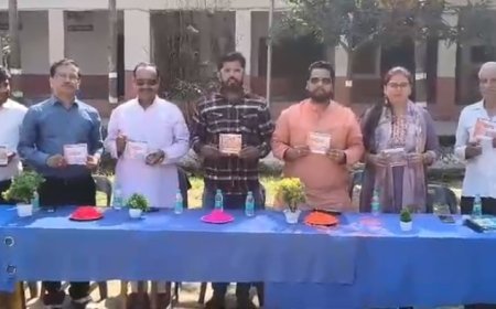 Hardoi: हरदोई की होली में नया रंग: जी म्यूजिक के दो भक्ति गीत लॉन्च, स्वामी कल्याणानंद कॉलेज में हुआ अनावरण। 