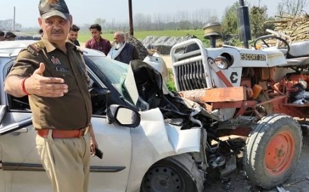 Saharanpur: नागल-बसेड़ा गांव के पास कार और ट्रैक्टर ट्रॉली की जोरदार टक्कर, चालक  गंभीर। 