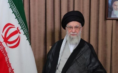 Lucknow: ईरान पर हुए हमले और अयातुल्लाह खामेनई की शाहदत को लेकर ईद ए फित्र के दिन शांतिपूर्ण प्रदर्शन, बाजुओं पर काली पट्टी बांध कर पढ़ें ईद की नमाज़ - मौलाना सैफ़ अब्बास 