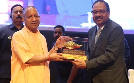 Lucknow: सेफ यूपी की ओर बड़ा कदम: CM योगी ने 50 QRT वाहनों को दिखाई हरी झंडी