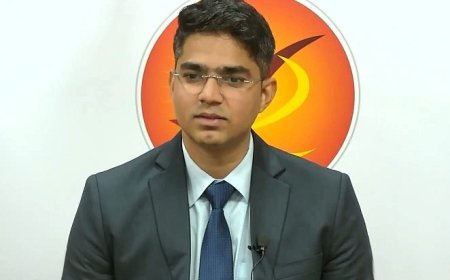 Jaunpur: जौनपुर के शुभम सिंह चंदेल बने IAS, UPSC में 378वीं रैंक हासिल कर बढ़ाया जिले का मान।