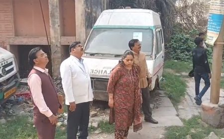 Sambhal: संयुक्त जिला अस्पताल सम्भल का निरीक्षण, मैनपावर और उपकरणों की कमी आई सामने – तीन दिन में शासन को भेजी जाएगी रिपोर्ट। 