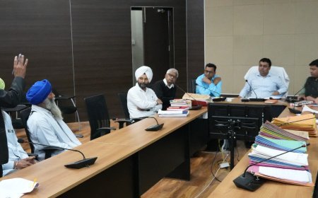 Kashipur : काशीपुर एस्कॉर्ट फार्म भूमि मामले में जिलाधिकारी ने याचिकाकर्ताओं को एक सप्ताह का अंतिम मौका दिया