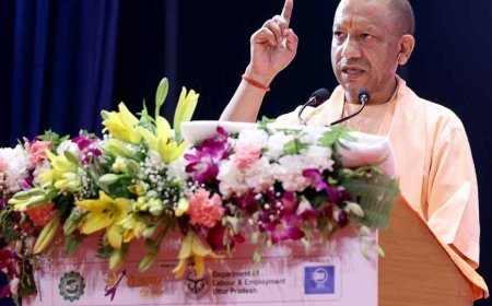 Lucknow : अंतरराष्ट्रीय महिला दिवस- महिला उद्यमी, पुलिसकर्मी और मुख्य सेविकाएं बोलीं- ‘योगी हैं यूपी की शान’