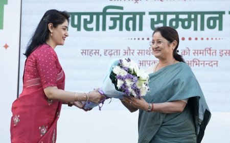 Delhi: अंतरराष्ट्रीय महिला दिवस पर ‘अपराजिता सम्मान समारोह 2026’ का आयोजन, महिलाओं के साहस और उपलब्धियों को मिला सम्मान।