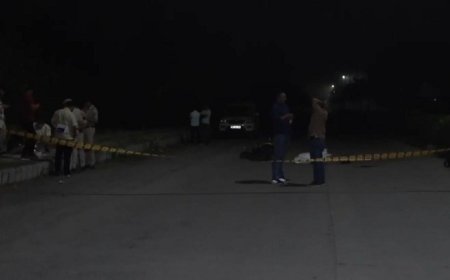 दिल्ली में भीषण मुठभेड़: शाहाबाद डेयरी में 11 राउंड फायरिंग, दो बदमाश घायल, बवाना कारोबारी हत्याकांड के फरार आरोपी एनकाउंटर में पकड़े।