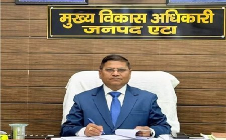 Lucknow : एटा के मुख्य विकास अधिकारी नागेंद्र नारायण मिश्रा निलंबित, रिश्वत मांगने का वीडियो वायरल होने पर कार्रवाई