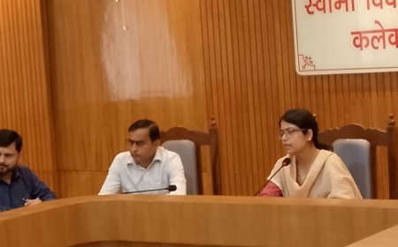 Hardoi: सीडीओ सान्या छाबड़ा ने की आंगनबाड़ी केन्द्रों की समीक्षा, लापरवाही पर कड़ी कार्रवाई के निर्देश।